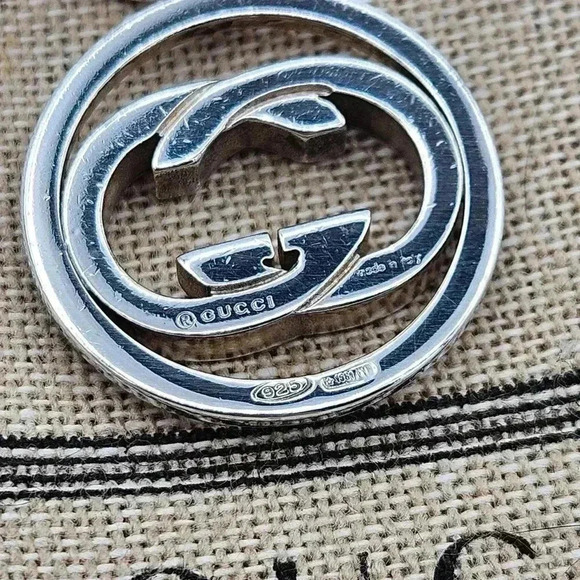 Gucci  Interlocking G Ring and Pendant - Picture 3 of 13